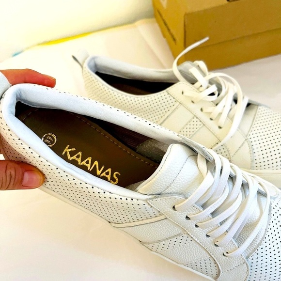 Kaanas White Leather sneaker size 11 - Picture 6 of 7